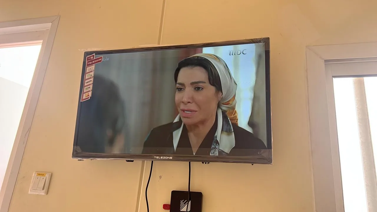 Jeddah hospitality delivery image of tV Activation in Camp Accommodation Room - Tecnicas Reunidas Labour Camp